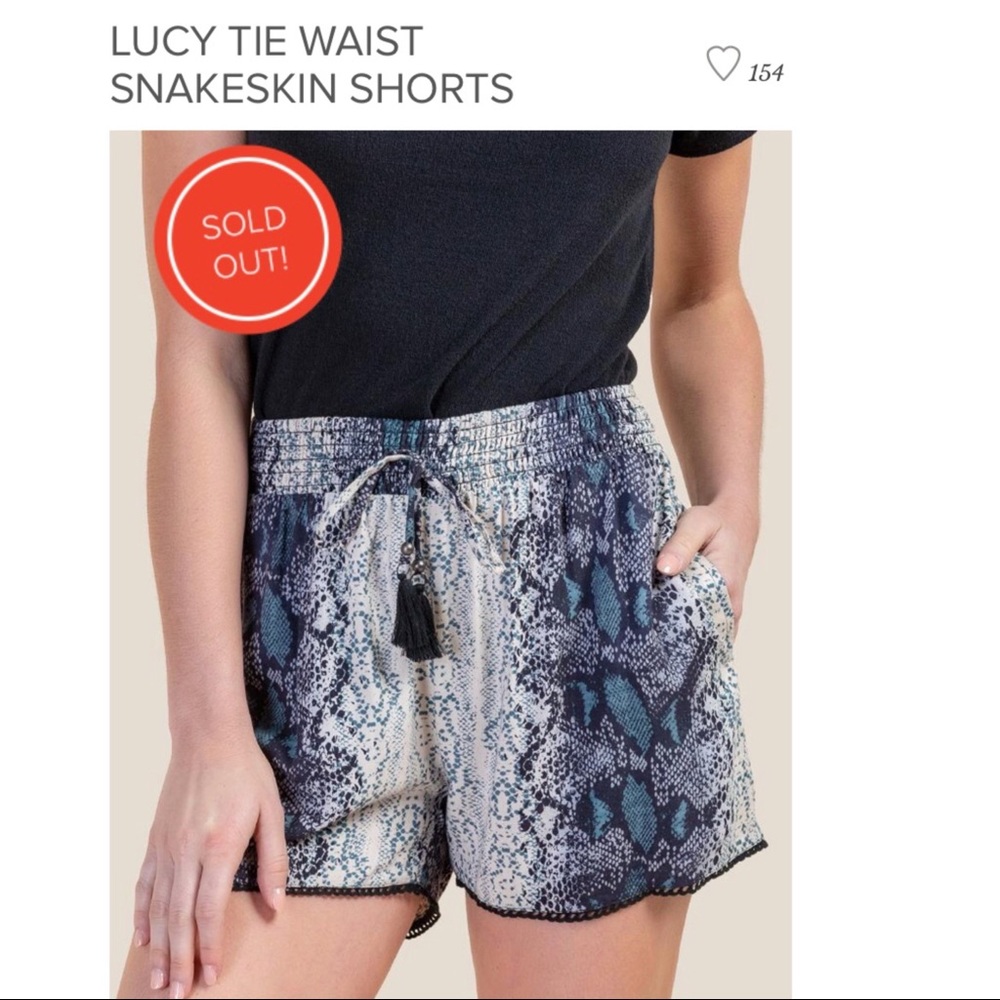 Lucy Tie Waist Snakeskin Shorts Large